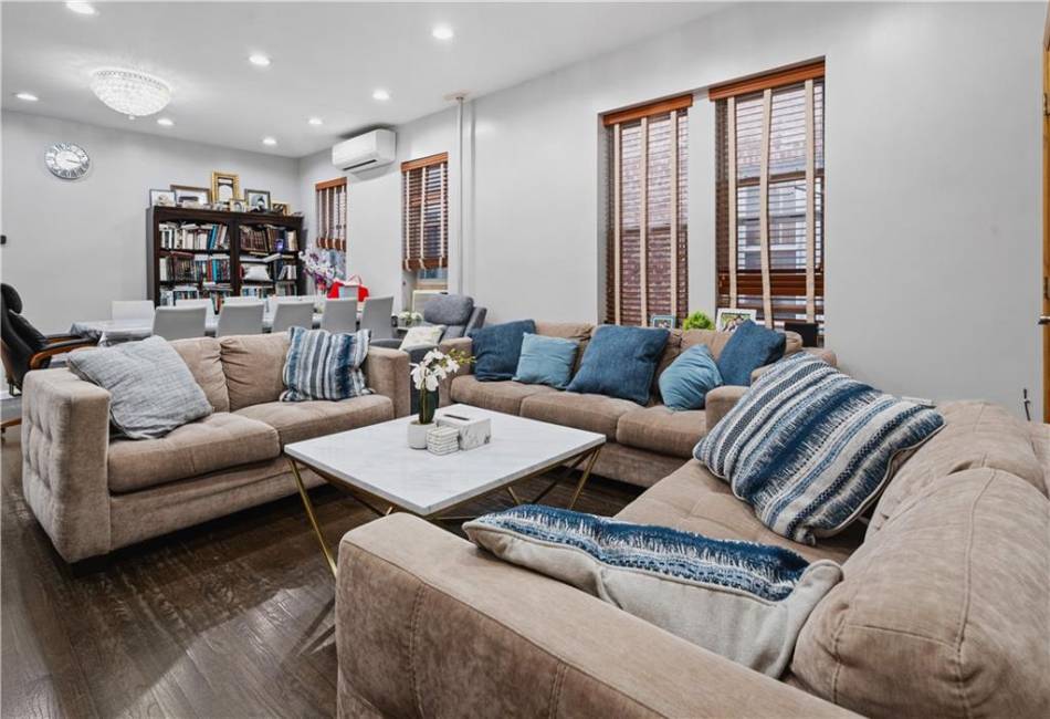1342 10th Street, Brooklyn, New York 11230, 6 Bedrooms Bedrooms, ,Residential,For Sale,10th,492797