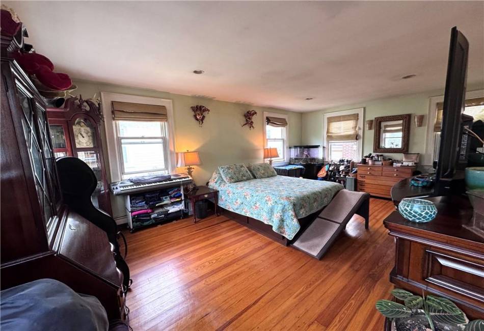 181 Beach 91st Street, Rockaway Beach, New York 11693, 6 Bedrooms Bedrooms, ,5 BathroomsBathrooms,Residential,For Sale,Beach 91st,492798