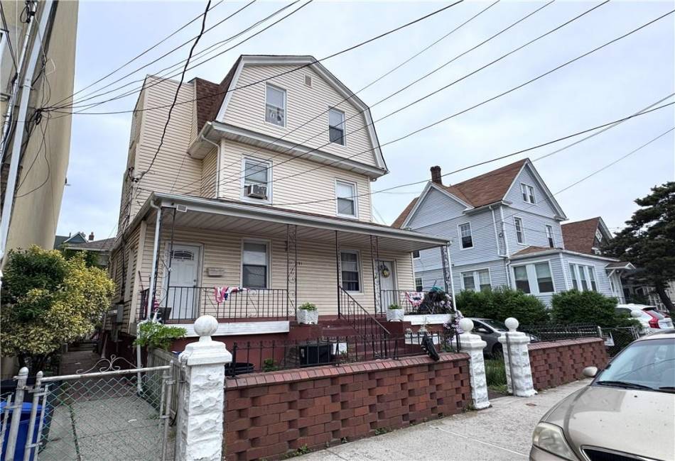 181 Beach 91st Street, Rockaway Beach, New York 11693, 6 Bedrooms Bedrooms, ,5 BathroomsBathrooms,Residential,For Sale,Beach 91st,492798