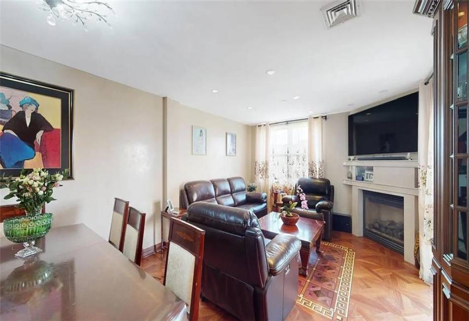 2421 Ocean Avenue, Brooklyn, New York 11229, 3 Bedrooms Bedrooms, ,2 BathroomsBathrooms,Residential,For Sale,Ocean,492799