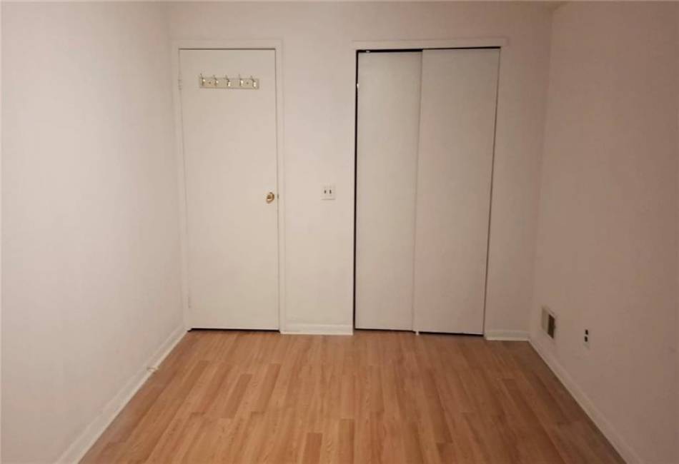 284 Steuben Street, Staten Island, New York 10304, 3 Bedrooms Bedrooms, ,3 BathroomsBathrooms,Residential,For Sale,Steuben,492805
