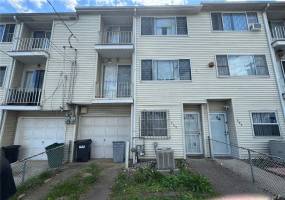 284 Steuben Street, Staten Island, New York 10304, 3 Bedrooms Bedrooms, ,3 BathroomsBathrooms,Residential,For Sale,Steuben,492805