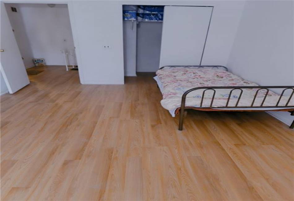 284 Steuben Street, Staten Island, New York 10304, 3 Bedrooms Bedrooms, ,3 BathroomsBathrooms,Residential,For Sale,Steuben,492805