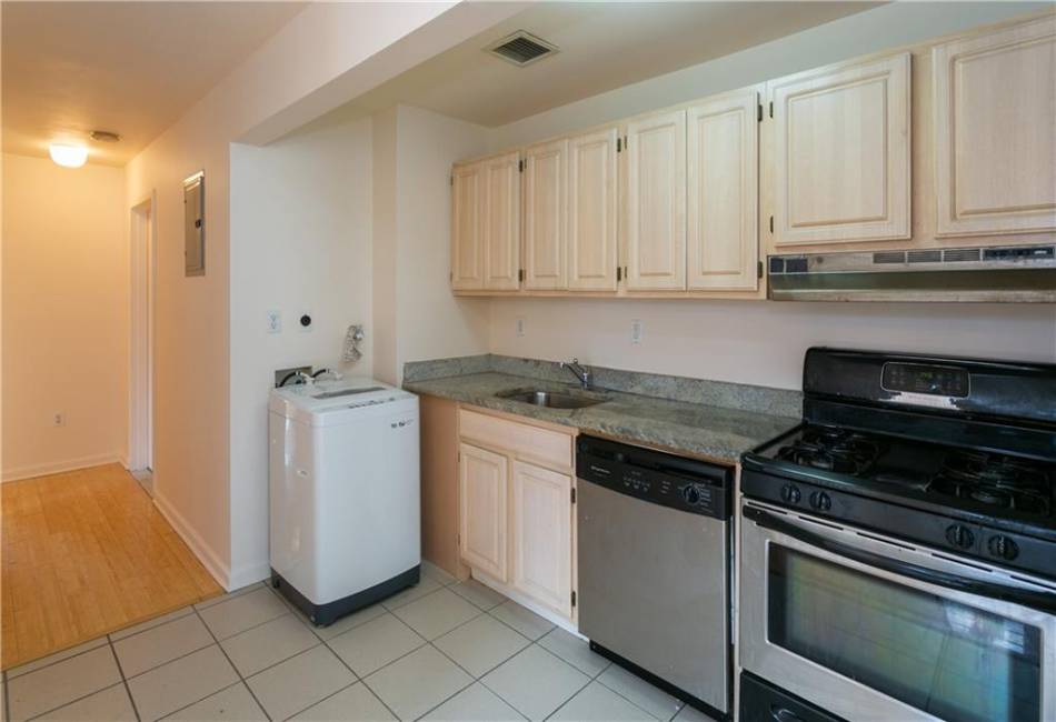 2546 Stillwell Avenue, Brooklyn, New York 11223, 2 Bedrooms Bedrooms, ,1 BathroomBathrooms,Residential,For Sale,Stillwell,492758