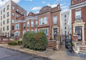 10 Martense Court, Brooklyn, New York 11226, 4 Bedrooms Bedrooms, ,3 BathroomsBathrooms,Residential,For Sale,Martense,492762