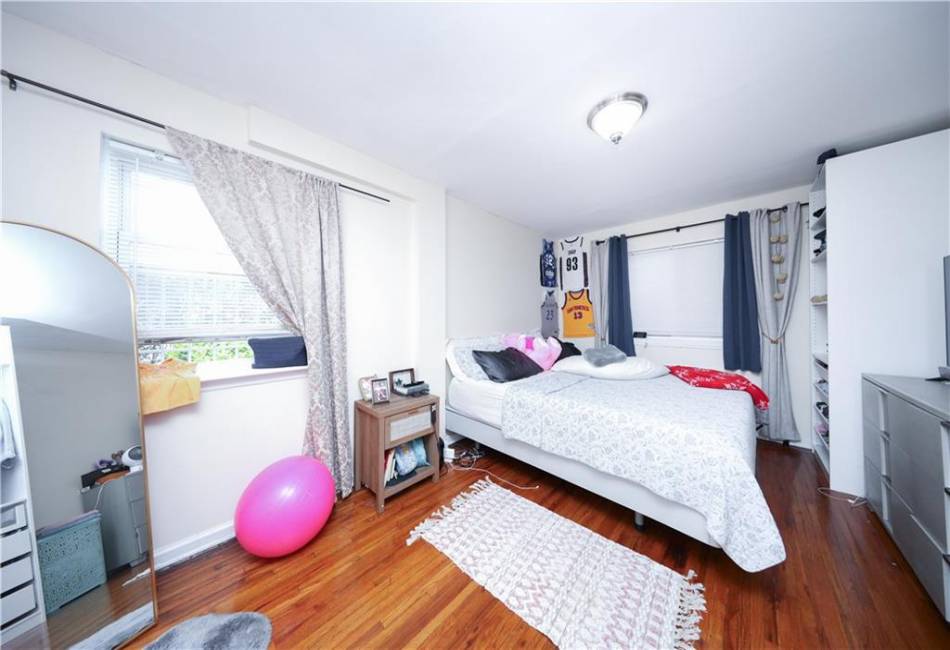 2035 53rd Street, Brooklyn, New York 11234, 5 Bedrooms Bedrooms, ,4 BathroomsBathrooms,Residential,For Sale,53rd,492796