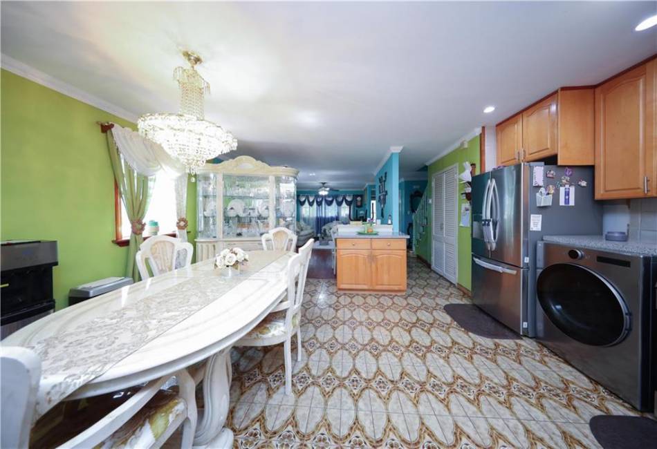 2035 53rd Street, Brooklyn, New York 11234, 5 Bedrooms Bedrooms, ,4 BathroomsBathrooms,Residential,For Sale,53rd,492796