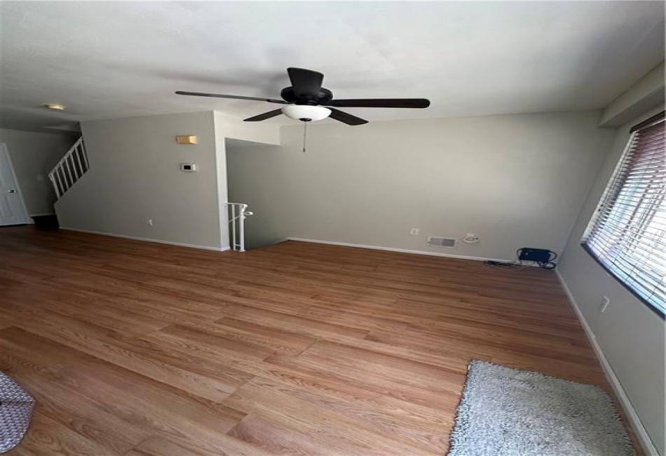 37 Susan Court, Staten Island, New York 10304, 2 Bedrooms Bedrooms, ,3 BathroomsBathrooms,Residential,For Sale,Susan,492808