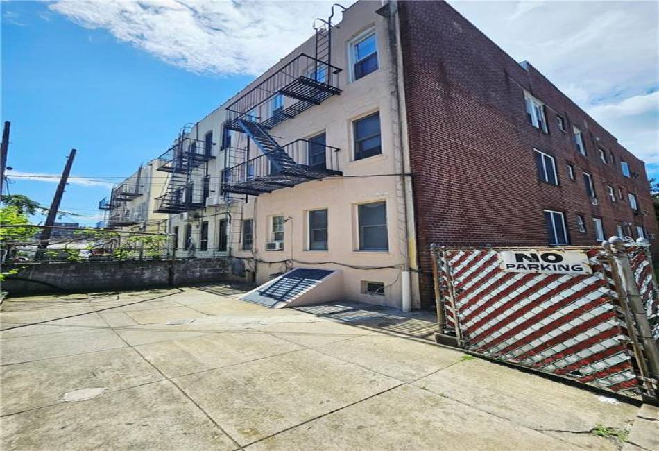 2101 76th Street, Brooklyn, New York 11214, 15 Bedrooms Bedrooms, ,7 BathroomsBathrooms,Residential,For Sale,76th,492813