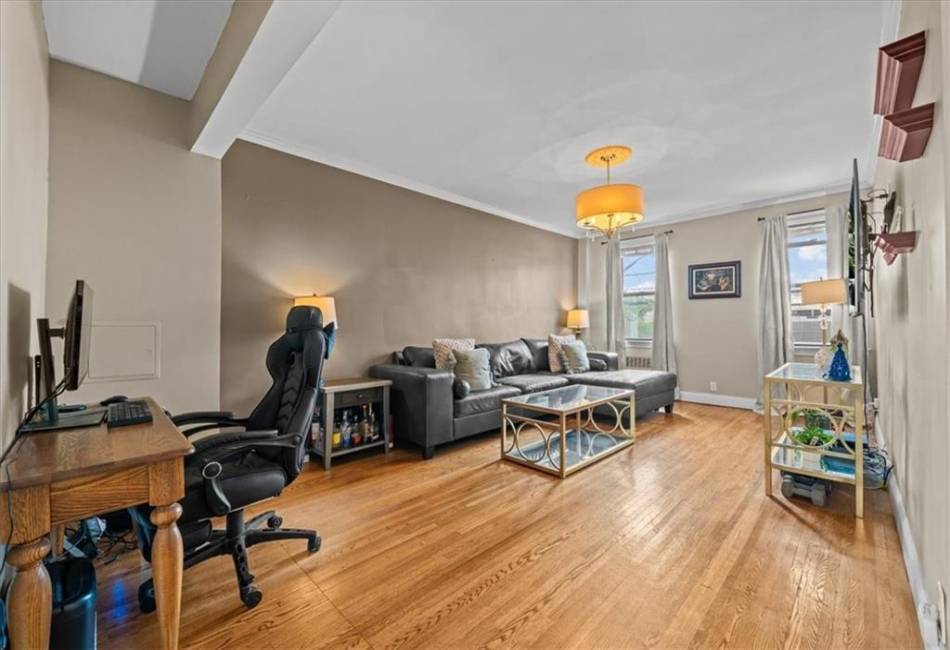128-19 Newport Avenue, Belle Harbor, New York 11694, 2 Bedrooms Bedrooms, ,1 BathroomBathrooms,Residential,For Sale,Newport,492816