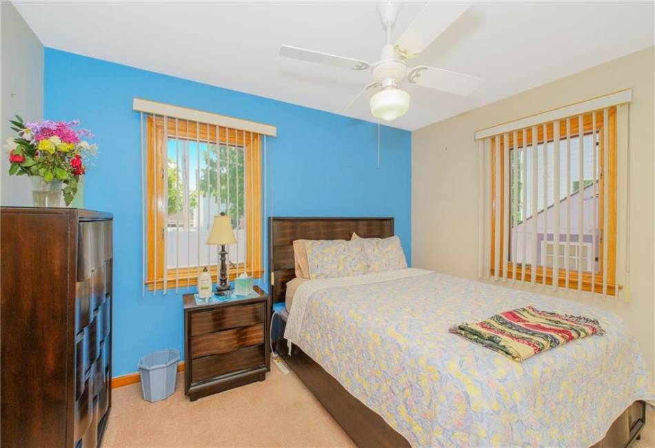 395 Clawson Street, Staten Island, New York 10306, 3 Bedrooms Bedrooms, ,2 BathroomsBathrooms,Residential,For Sale,Clawson,492821
