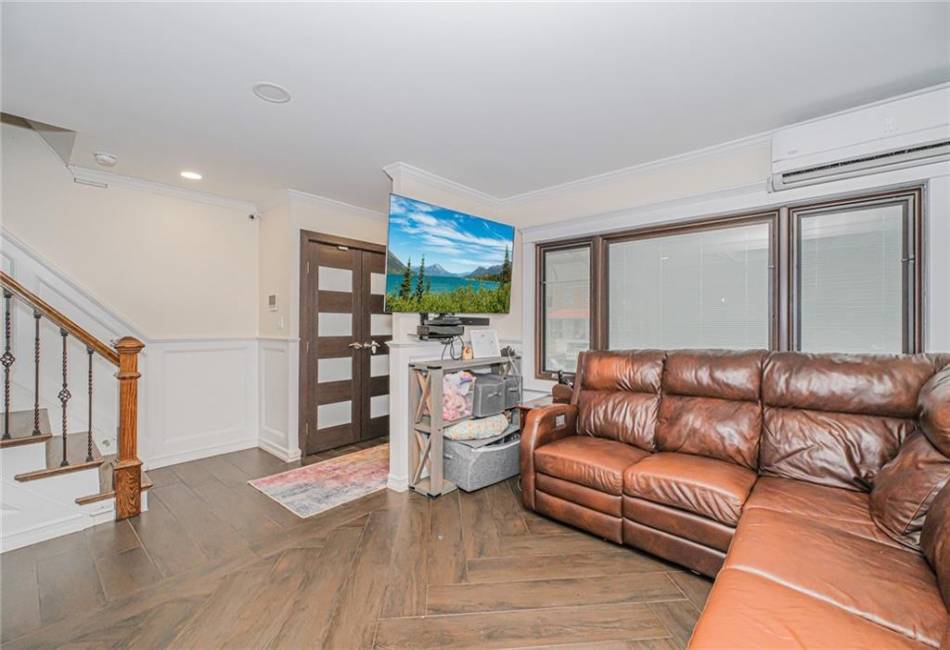 30-30 78th Street, Queens, New York 11370, 3 Bedrooms Bedrooms, ,3 BathroomsBathrooms,Residential,For Sale,78th,492827