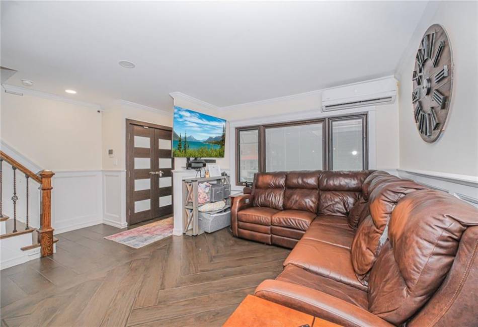30-30 78th Street, Queens, New York 11370, 3 Bedrooms Bedrooms, ,3 BathroomsBathrooms,Residential,For Sale,78th,492827