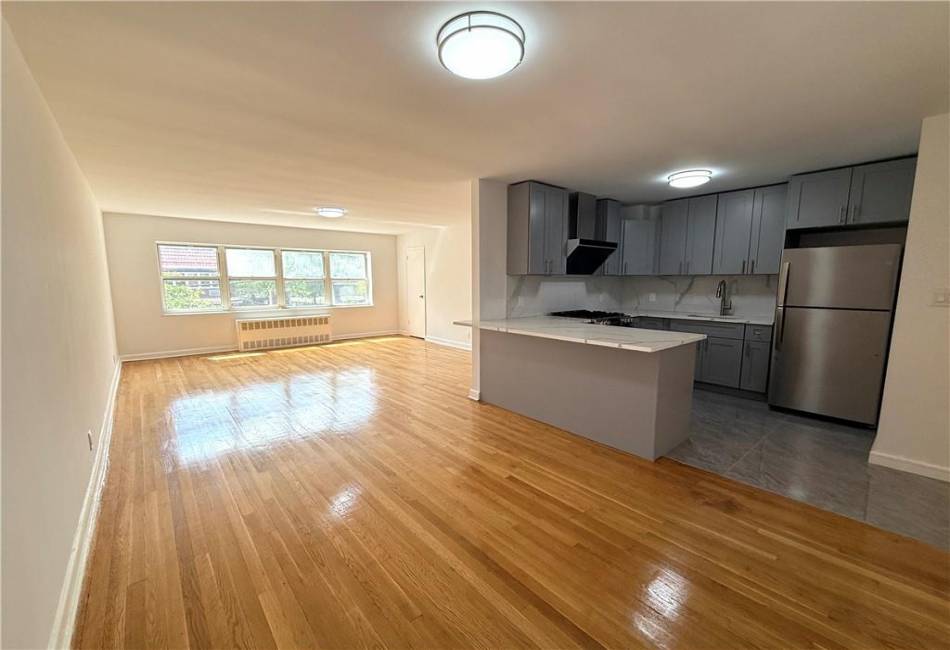 7403 85th Drive, Queens, New York 11421, 5 Bedrooms Bedrooms, ,3 BathroomsBathrooms,Residential,For Sale,85th,492830