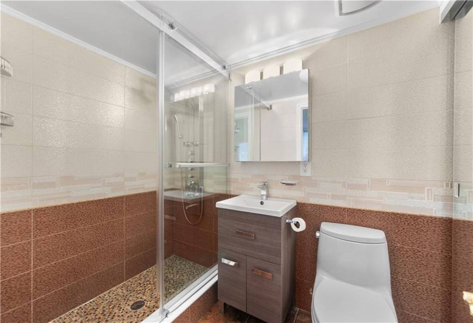 197 Bay 47th Street, Brooklyn, New York 11214, 2 Bedrooms Bedrooms, ,2 BathroomsBathrooms,Residential,For Sale,Bay 47th,492819