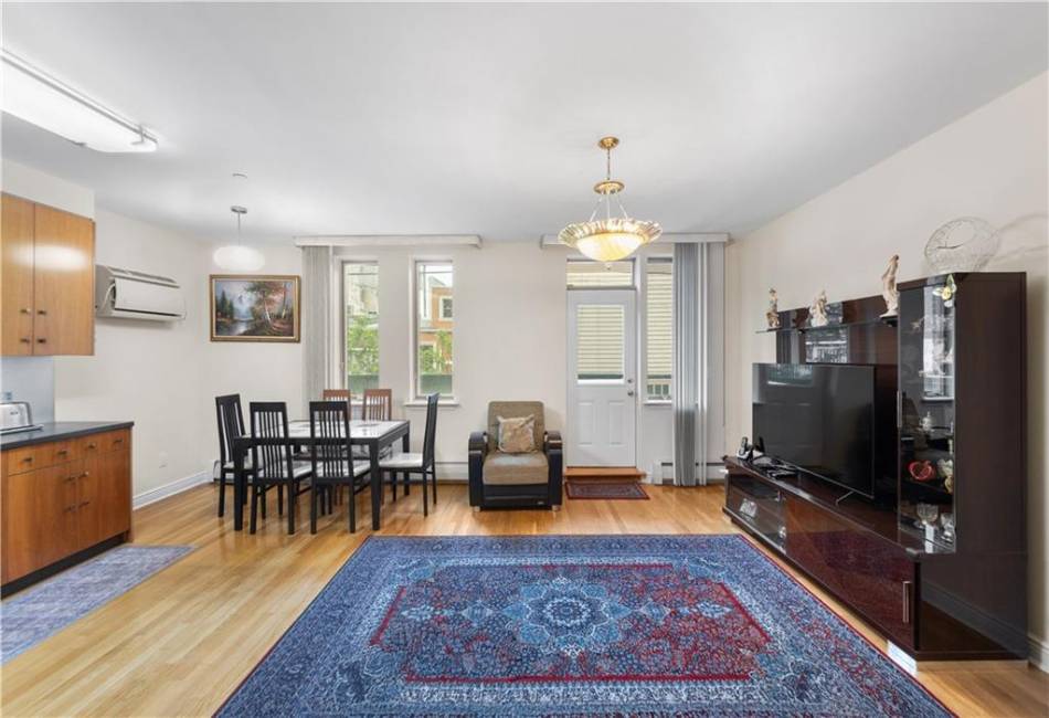 197 Bay 47th Street, Brooklyn, New York 11214, 2 Bedrooms Bedrooms, ,2 BathroomsBathrooms,Residential,For Sale,Bay 47th,492819