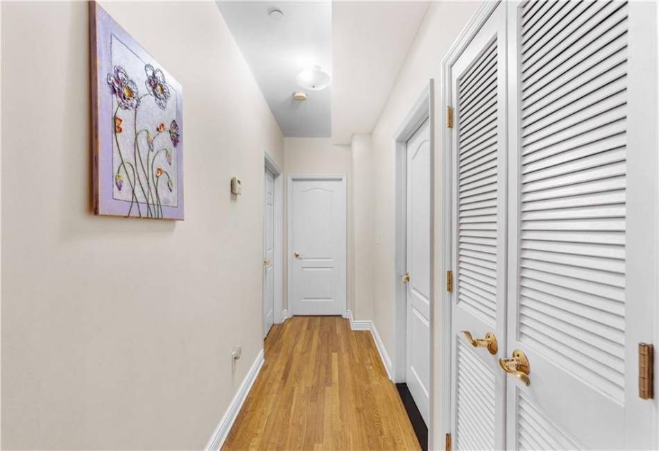 197 Bay 47th Street, Brooklyn, New York 11214, 2 Bedrooms Bedrooms, ,2 BathroomsBathrooms,Residential,For Sale,Bay 47th,492819