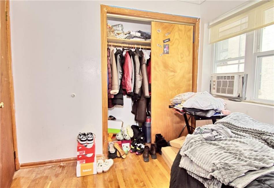 651 21st Street, Brooklyn, New York 11226, 9 Bedrooms Bedrooms, ,6 BathroomsBathrooms,Residential,For Sale,21st,492831