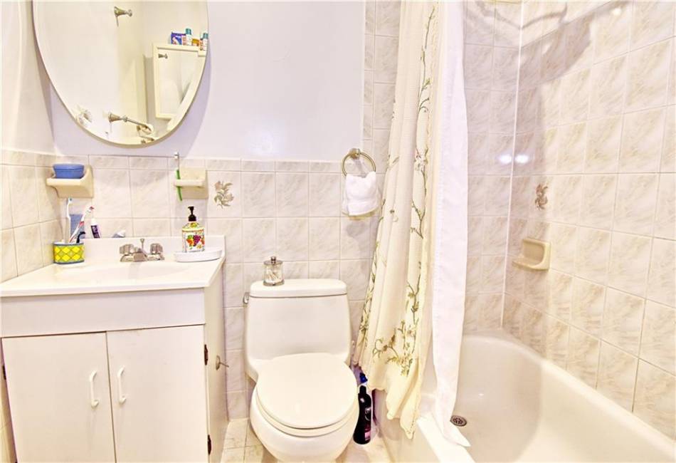 651 21st Street, Brooklyn, New York 11226, 9 Bedrooms Bedrooms, ,6 BathroomsBathrooms,Residential,For Sale,21st,492831