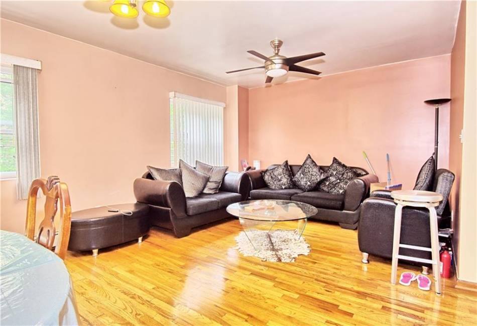 651 21st Street, Brooklyn, New York 11226, 9 Bedrooms Bedrooms, ,6 BathroomsBathrooms,Residential,For Sale,21st,492831