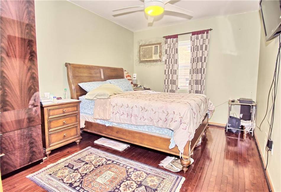 651 21st Street, Brooklyn, New York 11226, 9 Bedrooms Bedrooms, ,6 BathroomsBathrooms,Residential,For Sale,21st,492831