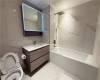 4262 Hunter Street, New York, New York 11101, 2 Bedrooms Bedrooms, ,2 BathroomsBathrooms,Rental,For Sale,Hunter,492834