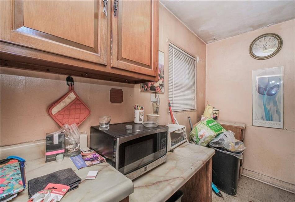 1333 Shore Parkway, Brooklyn, New York 11214, 2 Bedrooms Bedrooms, ,1 BathroomBathrooms,Residential,For Sale,Shore,492838