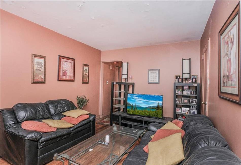 1333 Shore Parkway, Brooklyn, New York 11214, 2 Bedrooms Bedrooms, ,1 BathroomBathrooms,Residential,For Sale,Shore,492838