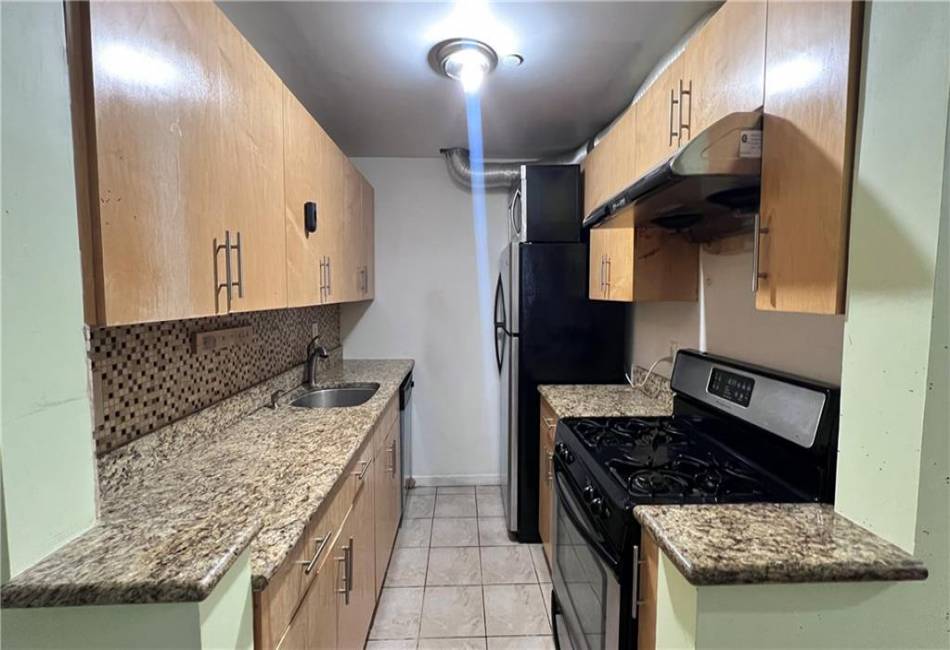 339 Avenue P, Brooklyn, New York 11204, 1 Bedroom Bedrooms, ,1 BathroomBathrooms,Residential,For Sale,Avenue P,492839