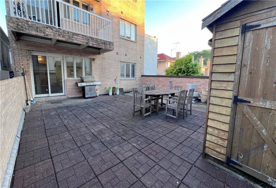 339 Avenue P, Brooklyn, New York 11204, 1 Bedroom Bedrooms, ,1 BathroomBathrooms,Residential,For Sale,Avenue P,492839