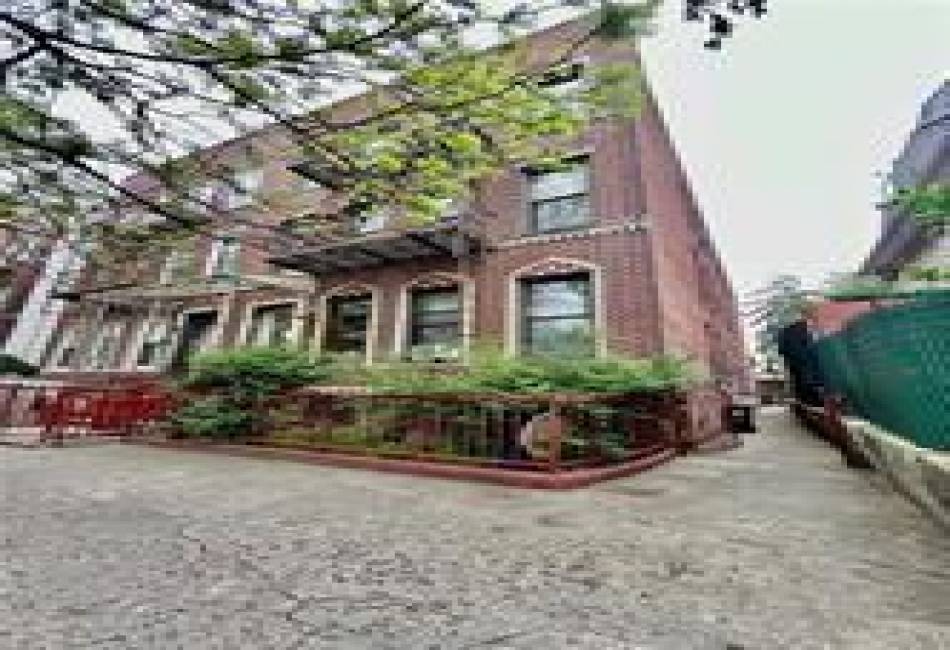 1436 8th Street, Brooklyn, New York 11204, 11 Bedrooms Bedrooms, ,Residential,For Sale,8th,492843