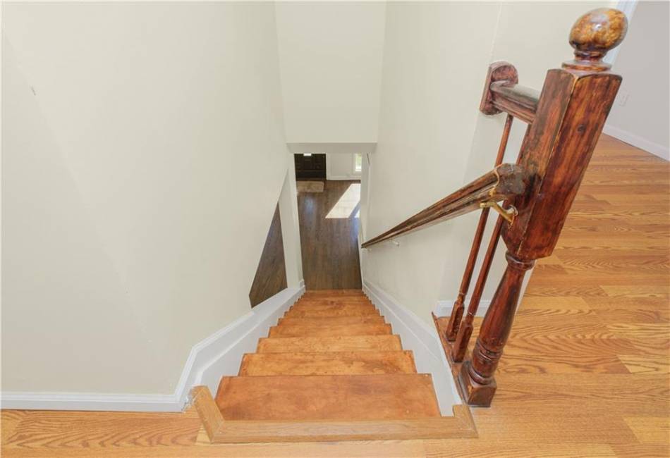 220 Sprague Avenue, Staten Island, New York 10307, 4 Bedrooms Bedrooms, ,2 BathroomsBathrooms,Residential,For Sale,Sprague,492844