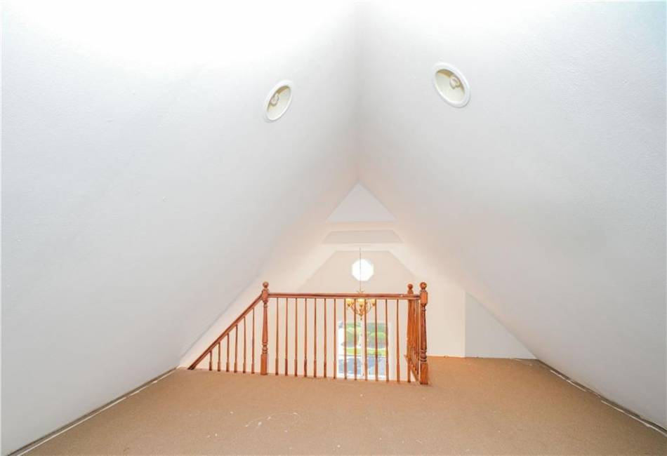 220 Sprague Avenue, Staten Island, New York 10307, 4 Bedrooms Bedrooms, ,2 BathroomsBathrooms,Residential,For Sale,Sprague,492844