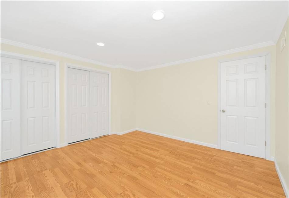 220 Sprague Avenue, Staten Island, New York 10307, 4 Bedrooms Bedrooms, ,2 BathroomsBathrooms,Residential,For Sale,Sprague,492844