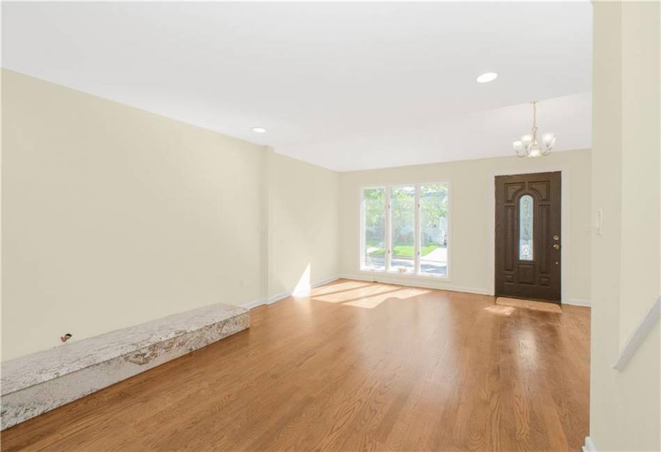 220 Sprague Avenue, Staten Island, New York 10307, 4 Bedrooms Bedrooms, ,2 BathroomsBathrooms,Residential,For Sale,Sprague,492844