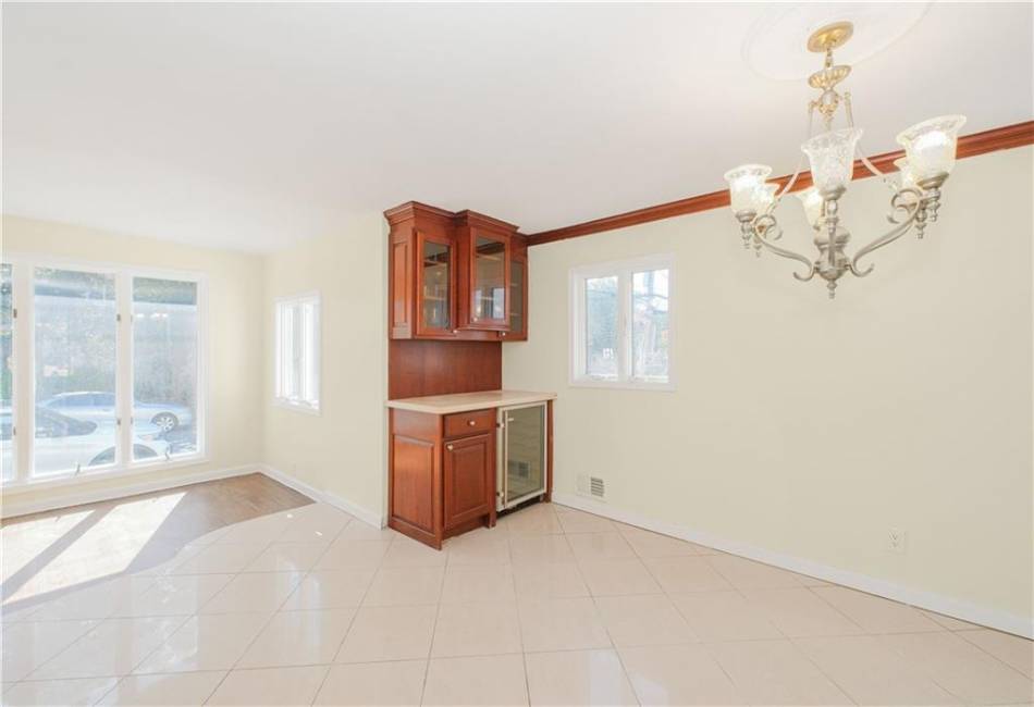 220 Sprague Avenue, Staten Island, New York 10307, 4 Bedrooms Bedrooms, ,2 BathroomsBathrooms,Residential,For Sale,Sprague,492844