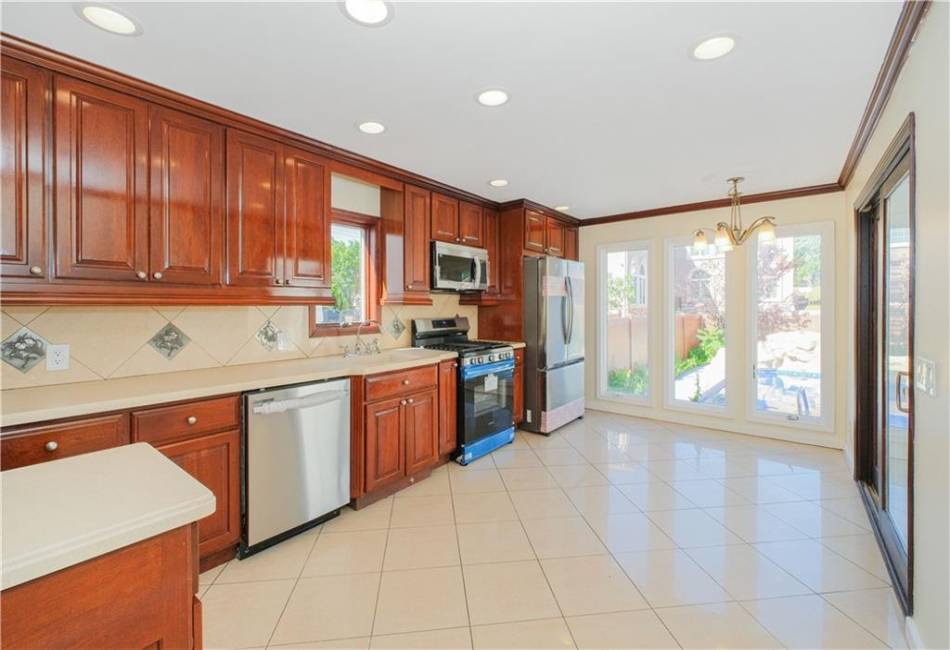 220 Sprague Avenue, Staten Island, New York 10307, 4 Bedrooms Bedrooms, ,2 BathroomsBathrooms,Residential,For Sale,Sprague,492844