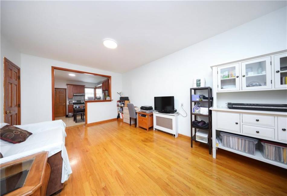 59-61 56th Avenue, Queens, New York 11378, 5 Bedrooms Bedrooms, ,3 BathroomsBathrooms,Residential,For Sale,56th,492817