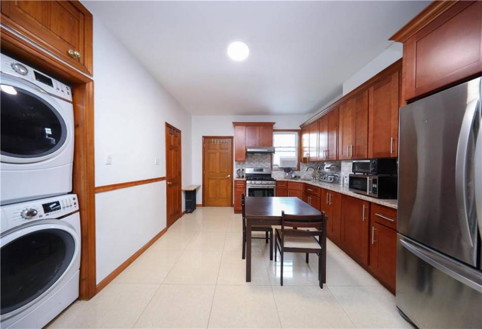59-61 56th Avenue, Queens, New York 11378, 5 Bedrooms Bedrooms, ,3 BathroomsBathrooms,Residential,For Sale,56th,492817
