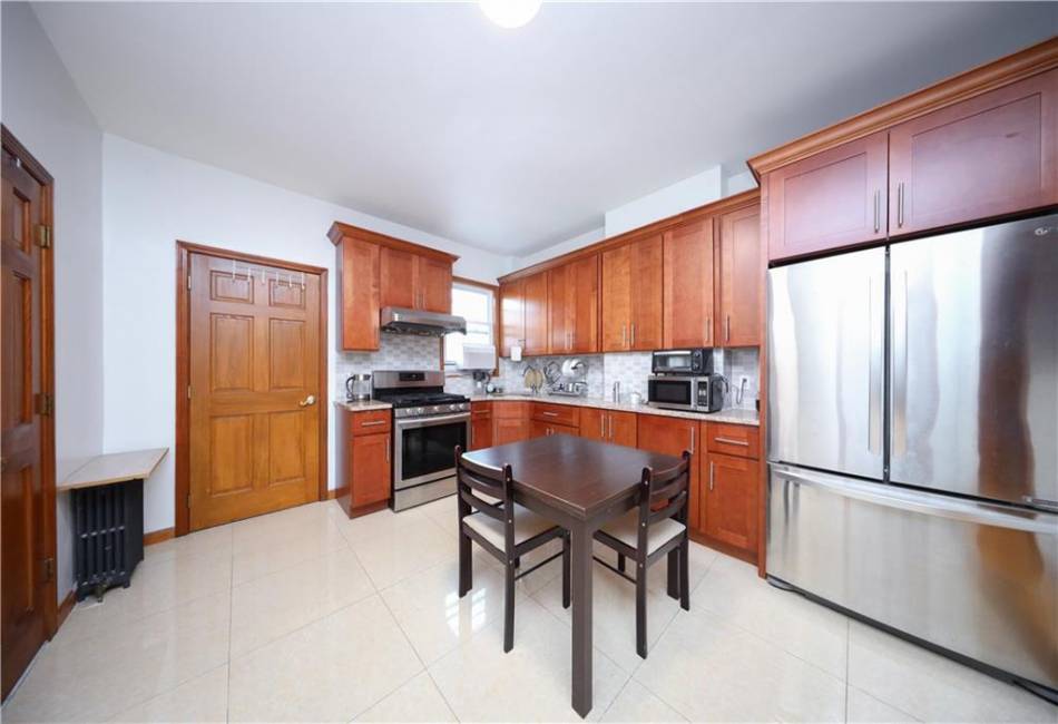 59-61 56th Avenue, Queens, New York 11378, 5 Bedrooms Bedrooms, ,3 BathroomsBathrooms,Residential,For Sale,56th,492817