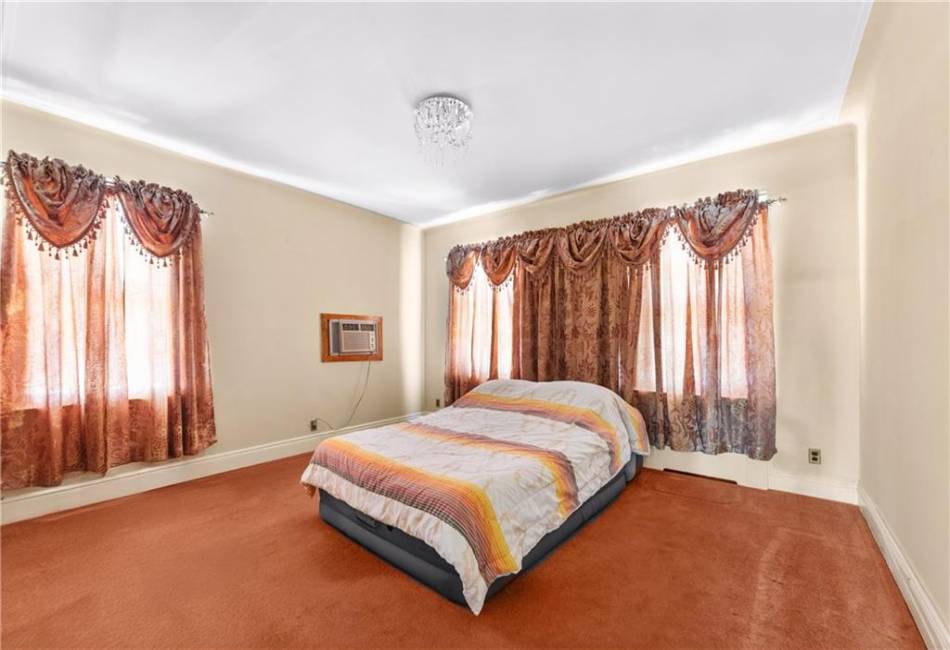 1272 48th Street, Brooklyn, New York 11234, 3 Bedrooms Bedrooms, ,3 BathroomsBathrooms,Residential,For Sale,48th,492850