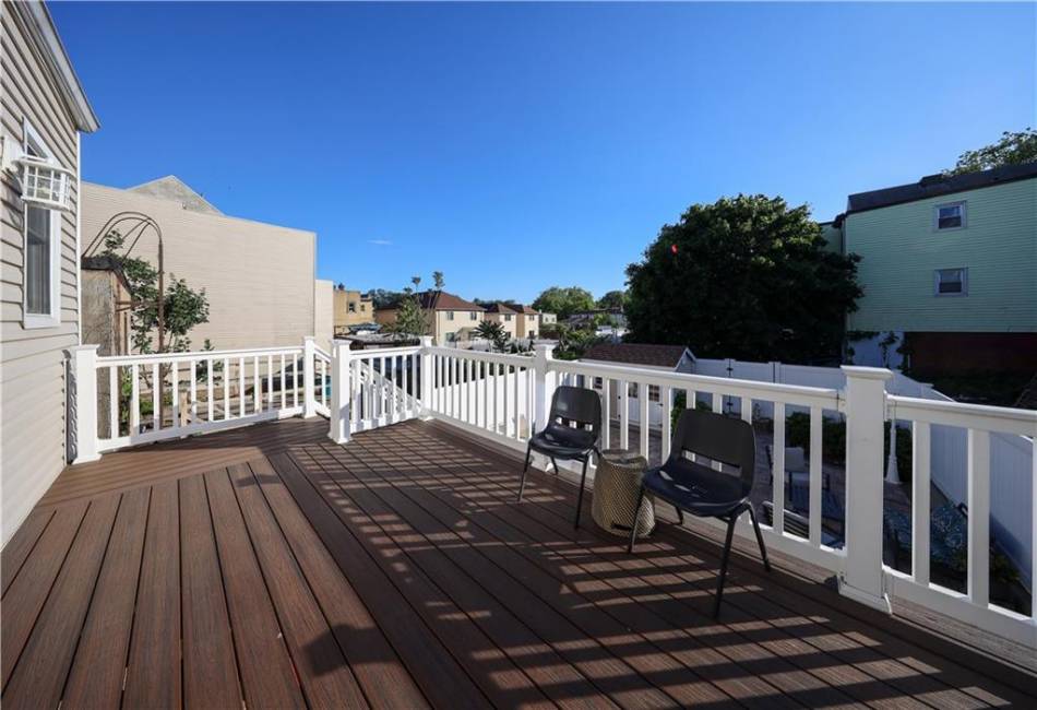 1206 Bay Street, Staten Island, New York 10305, 4 Bedrooms Bedrooms, ,2 BathroomsBathrooms,Residential,For Sale,Bay,492851