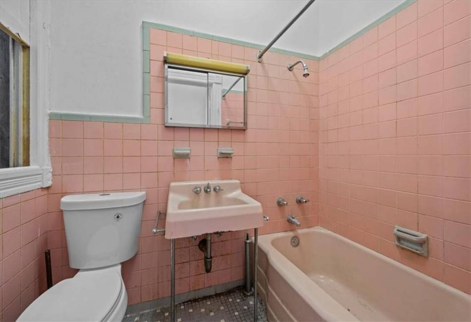 2013 Bleecker Street, Ridgewood, New York 11385, ,Residential,For Sale,Bleecker,492857
