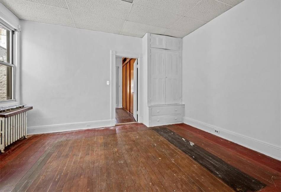 2013 Bleecker Street, Ridgewood, New York 11385, ,Residential,For Sale,Bleecker,492857