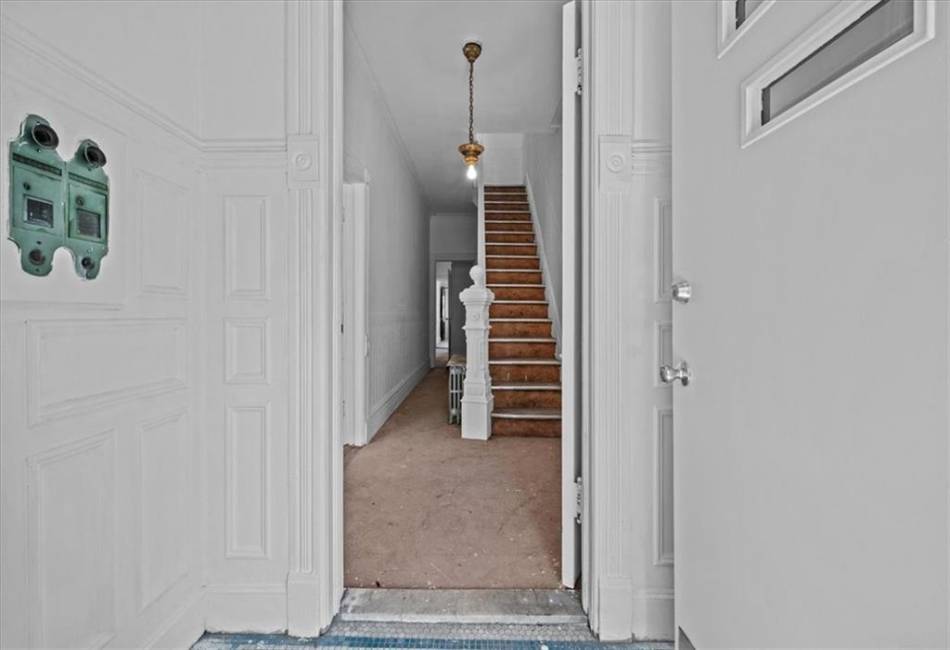 2013 Bleecker Street, Ridgewood, New York 11385, ,Residential,For Sale,Bleecker,492857