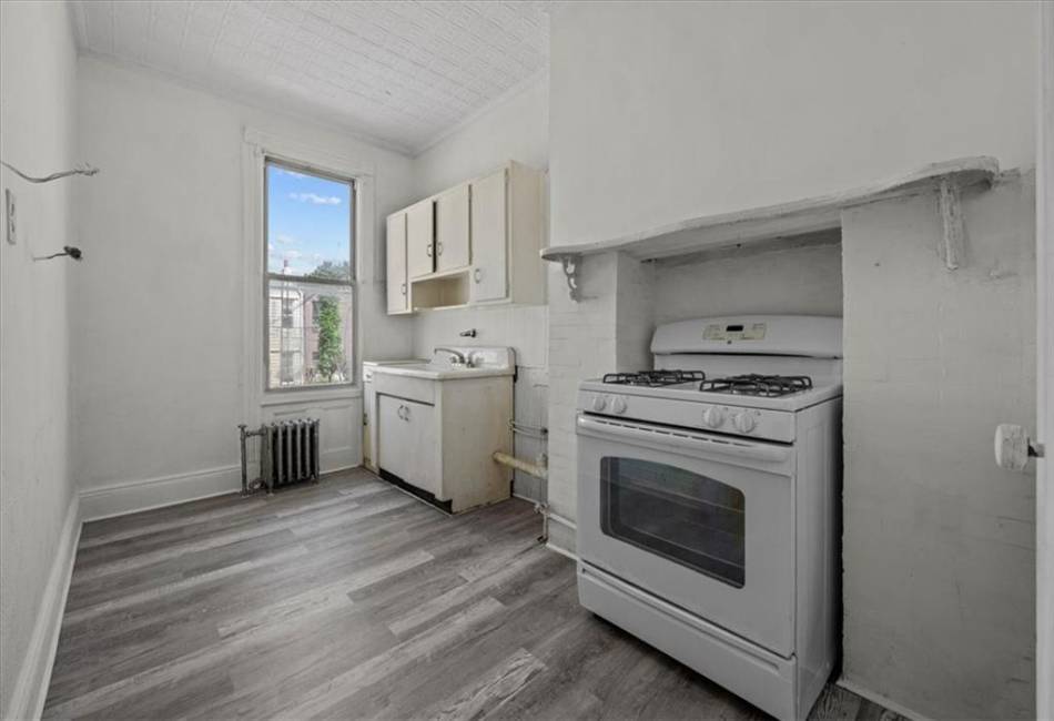 2013 Bleecker Street, Ridgewood, New York 11385, ,Residential,For Sale,Bleecker,492857