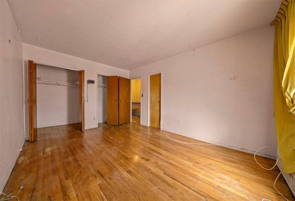 328 Wortman Avenue, Brooklyn, New York 11207, 3 Bedrooms Bedrooms, ,2 BathroomsBathrooms,Residential,For Sale,Wortman,492861