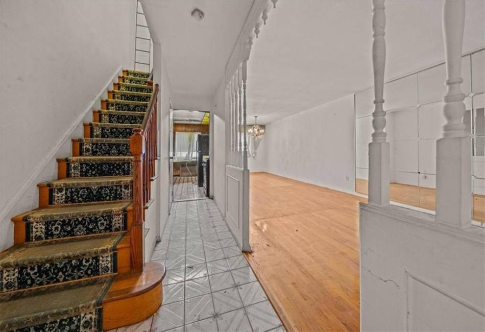 328 Wortman Avenue, Brooklyn, New York 11207, 3 Bedrooms Bedrooms, ,2 BathroomsBathrooms,Residential,For Sale,Wortman,492861