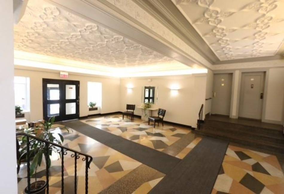 9615 Shore Road, Brooklyn, New York 11209, 1 Bedroom Bedrooms, ,1 BathroomBathrooms,Residential,For Sale,Shore,492867