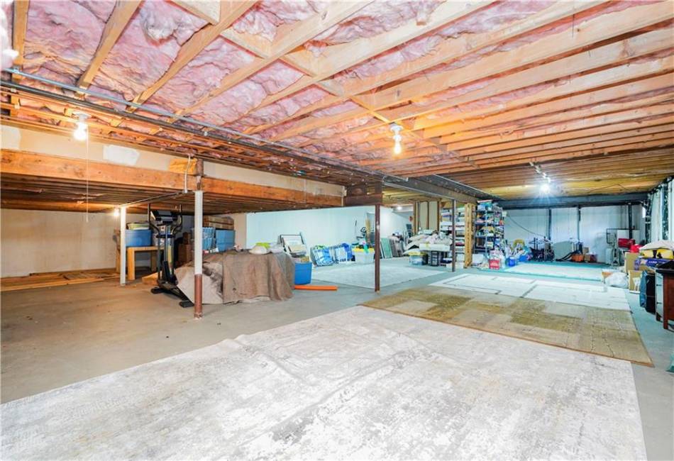 723 Ionia Avenue, Staten Island, New York 10312, 4 Bedrooms Bedrooms, ,3 BathroomsBathrooms,Residential,For Sale,Ionia,492783